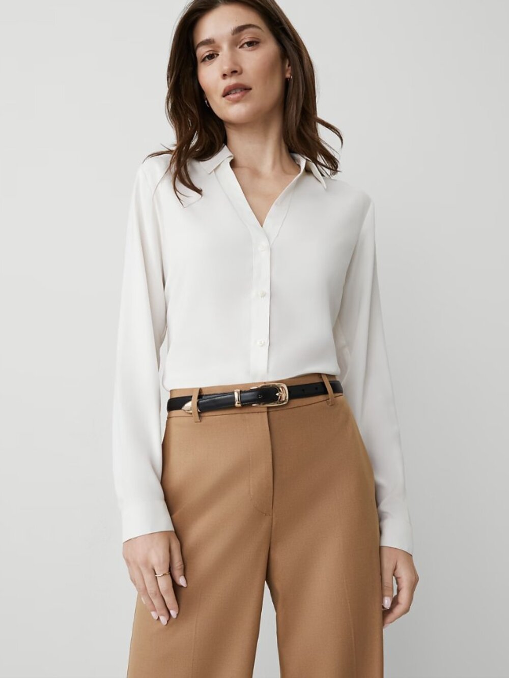 Ann Taylor Essential Shirt in Satin Ivory Button Down Blouse - Size L - NWT